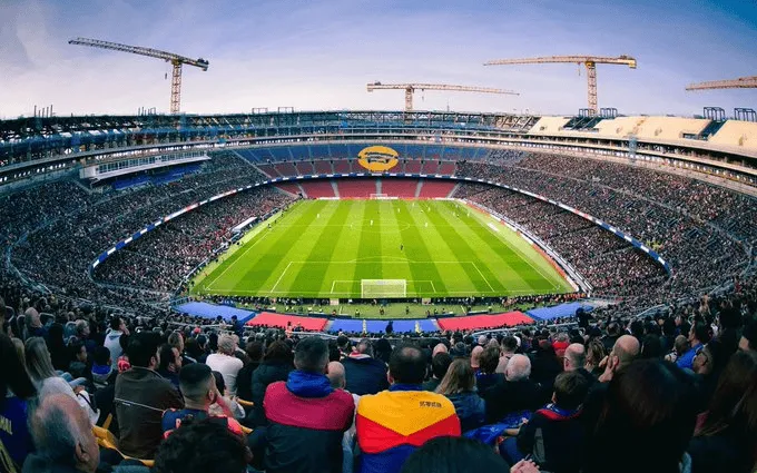半岛体育-世体：诺坎普北看台重新开放或到2月，届时可有6.2万名观众