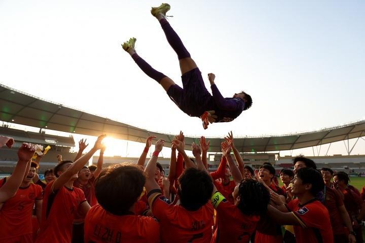 半岛体育-U23亚洲杯4强出炉！韩国压哨绝杀，U23国足2天后将战越南